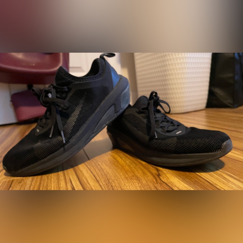 Nike Black Women's Sneakers